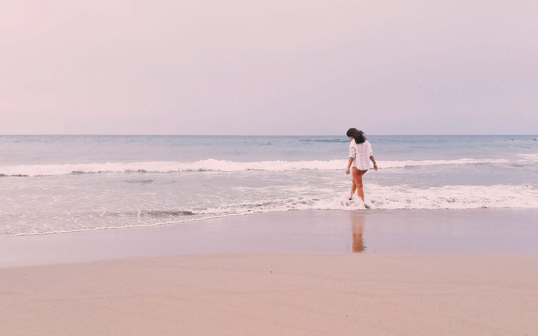 Être Introverti et Heureux dans un Monde Extraverti