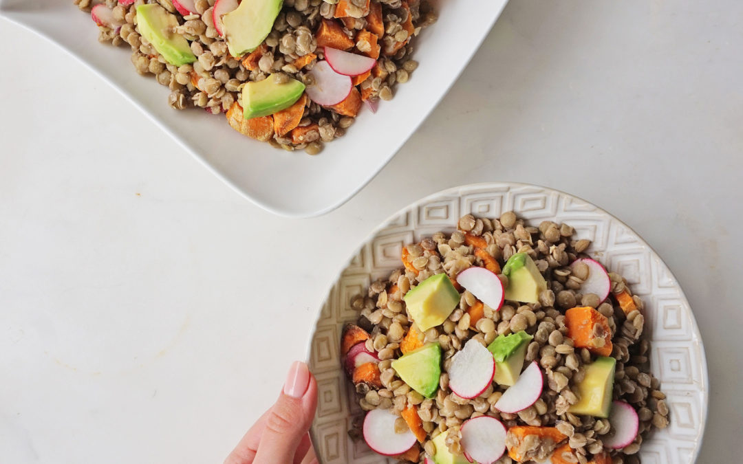 Salade de Lentilles Simple, avec Patate douce et Avocat